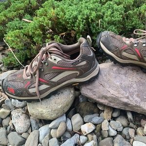 Women't North Face Hiking Shoe